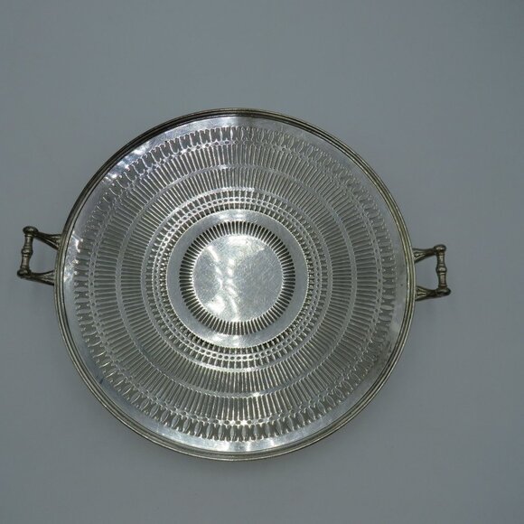 Wilcox Tray Silver Plated Reticulated 10" Curved Serving Platter Handles Vintage - Picture 3 of 8